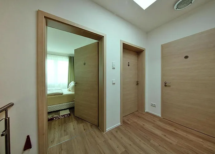 In Mit Fruehstueck Inklusive شقة